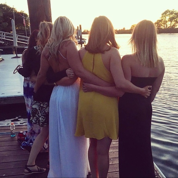 H&M Peplum Structured Dress  |  Size 10 - Picture 7 of 10